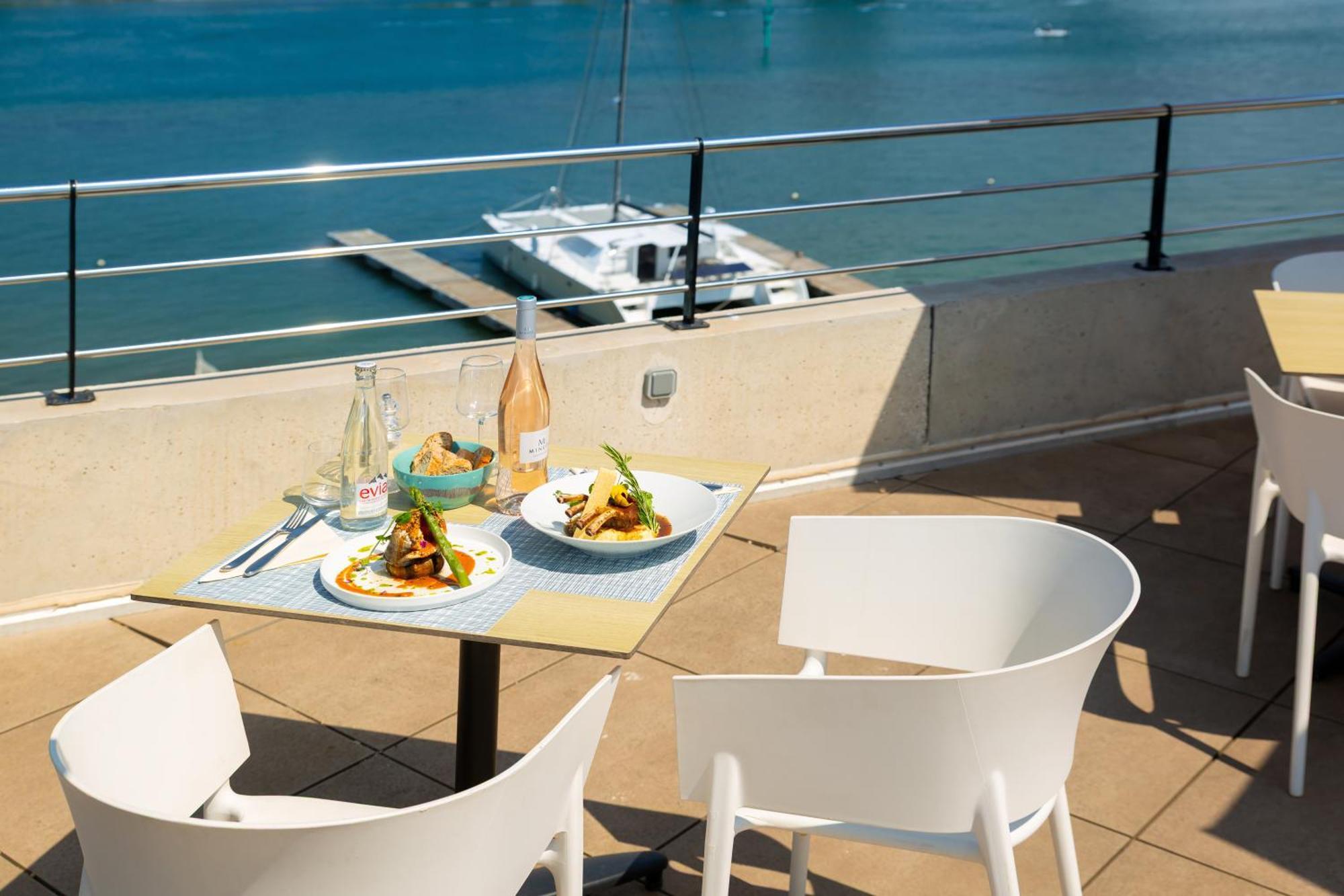 Golden Tulip Hotel & Rooftop Martigues Provence Zewnętrze zdjęcie