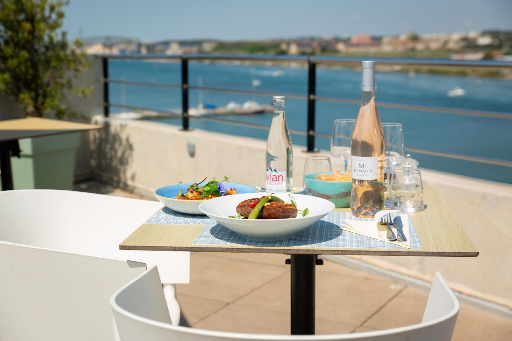 Golden Tulip Hotel & Rooftop Martigues Provence Zewnętrze zdjęcie